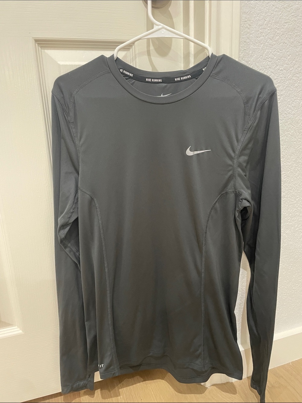 Nike Long Sleeve Performance Top - Charcoal